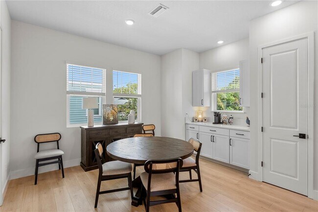 Building Photo - 114-121 21st St N