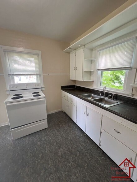 Building Photo - 117 N Main St