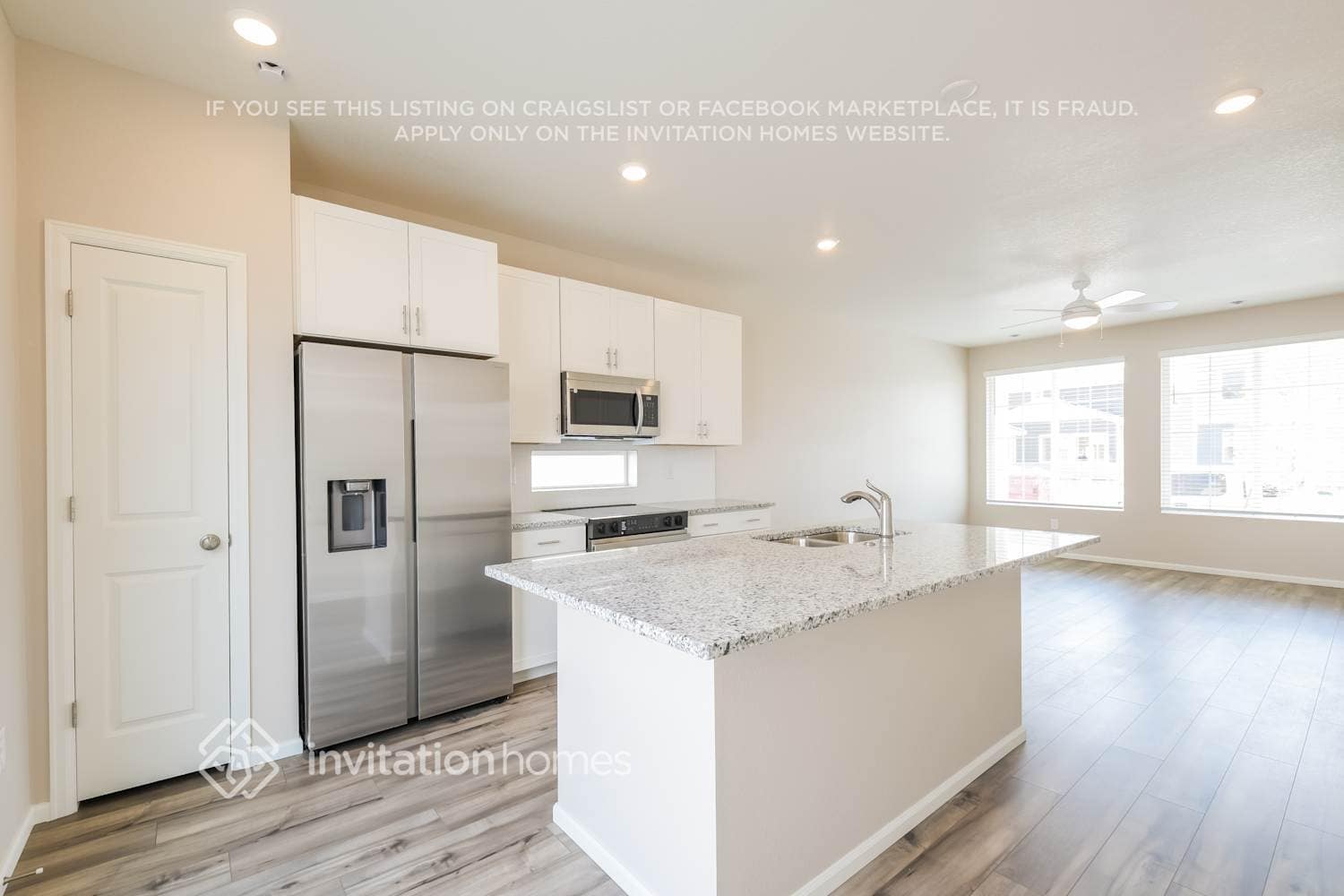 Building Photo - 3394 Pearwood Dr