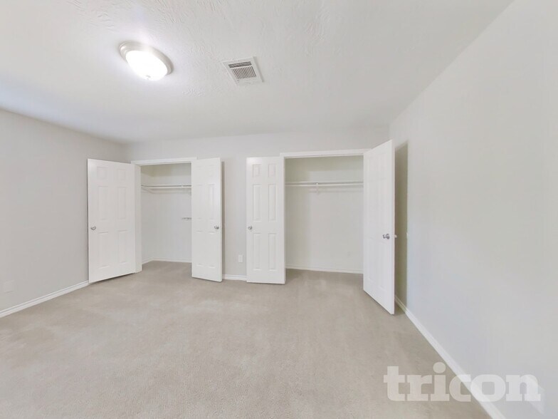 Building Photo - 15806 Crystal Brook Dr