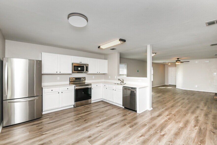 Building Photo - 1433 Lauren Dr