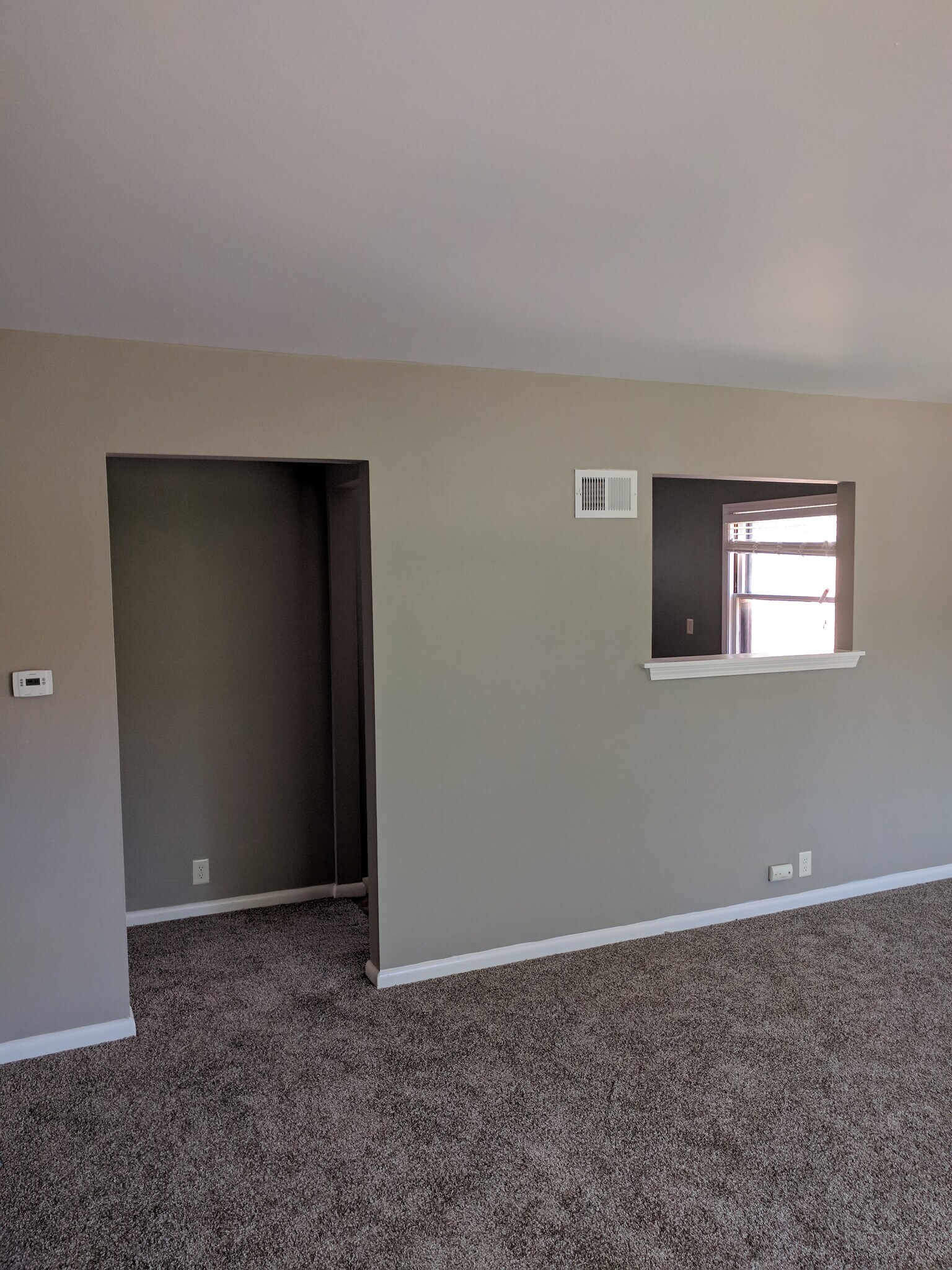 Building Photo - 6423 Powell Pl