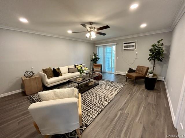 Building Photo - 285 Victorian Ct