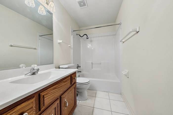 Building Photo - 1005 Middleton Pl