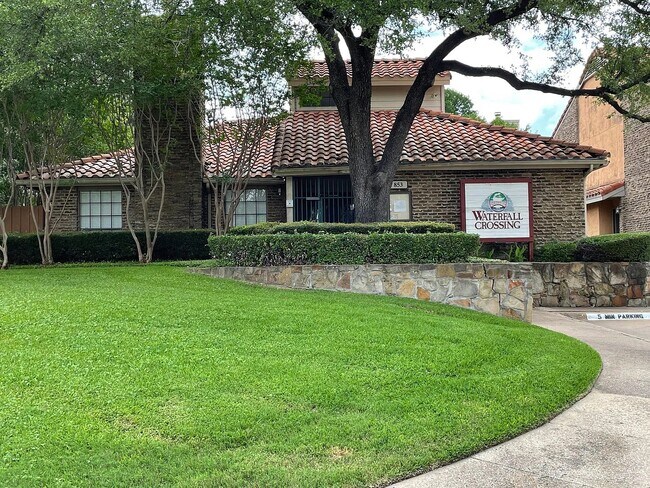 Building Photo - 891 Dublin Dr