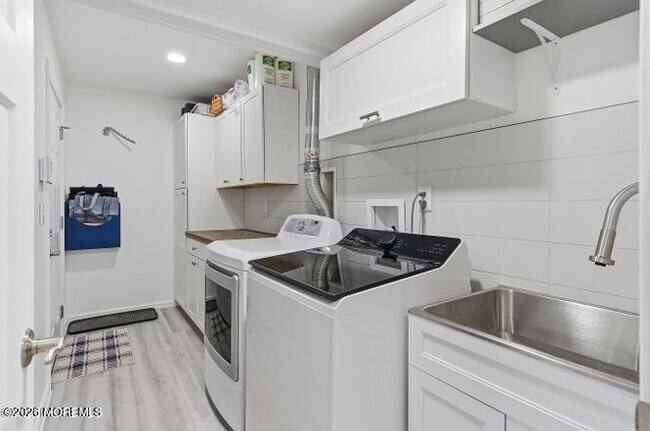 Building Photo - 16 Snowdrift Ln