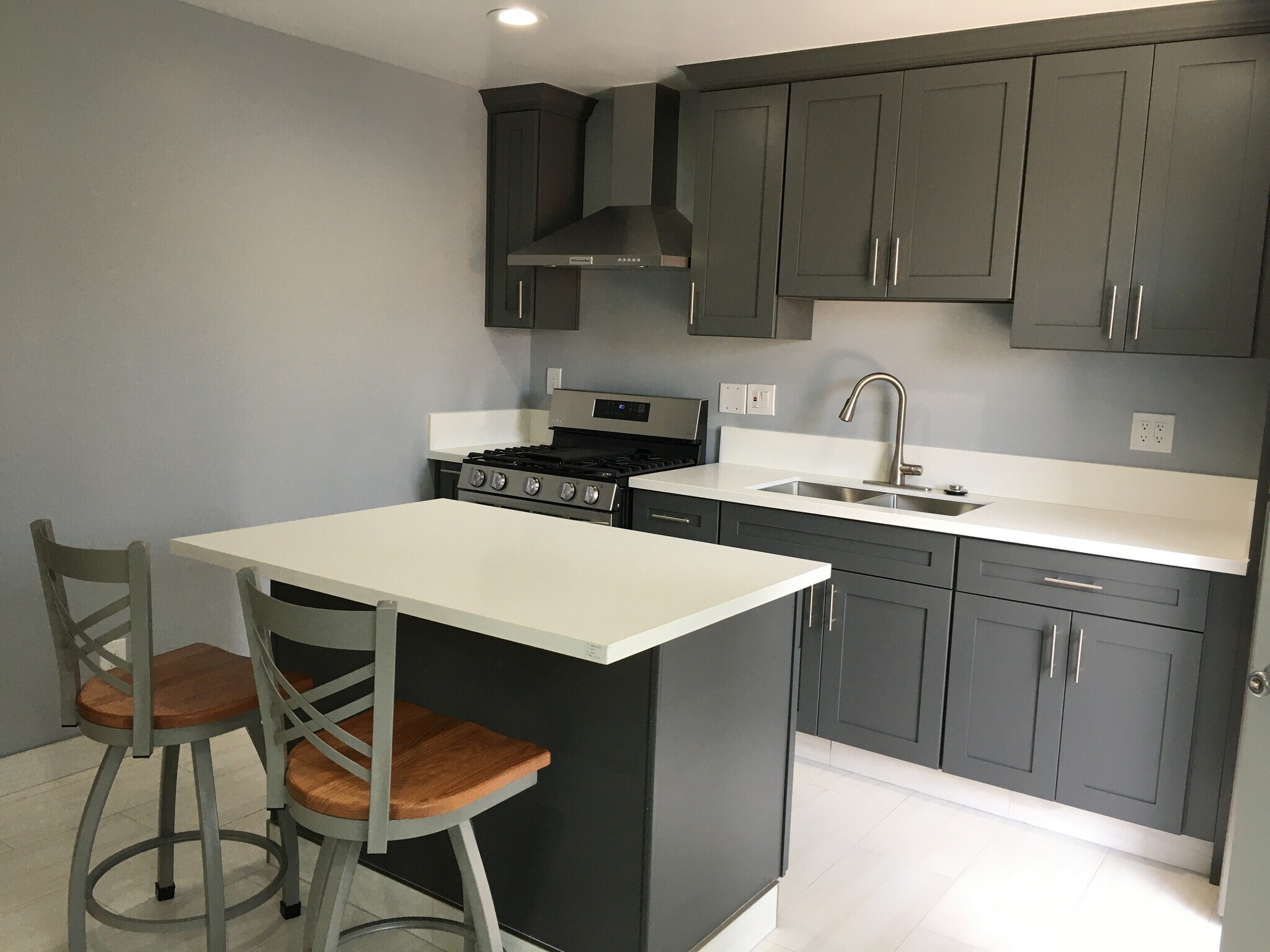 Building Photo - 21428 Meyler St