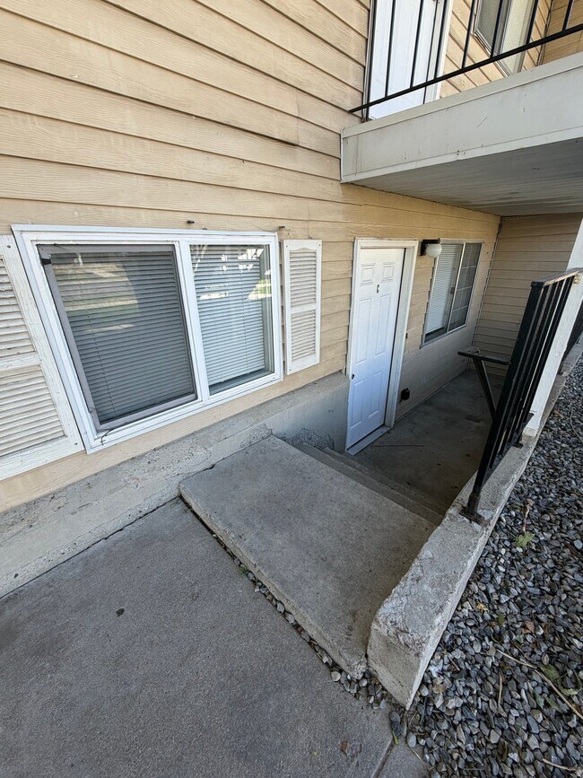 Building Photo - 1535 W 3395 S