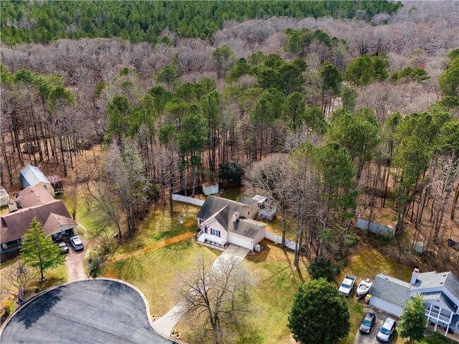 Building Photo - 1317 Hillside Ct