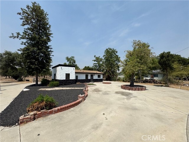 Building Photo - 28302 Alessandro Blvd
