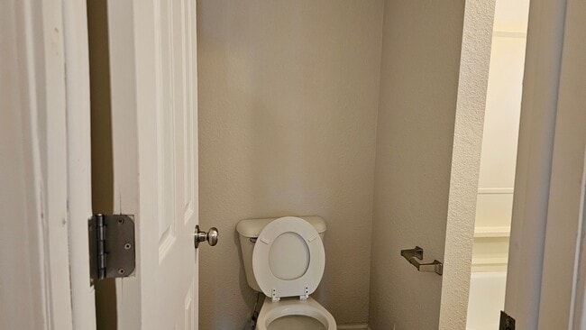 Building Photo - Jean Street 4 Plex