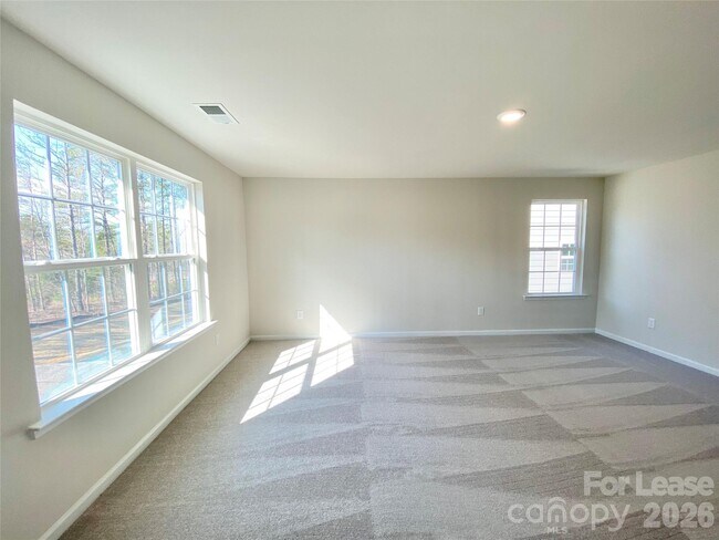 Building Photo - 1016 Whipcord Dr