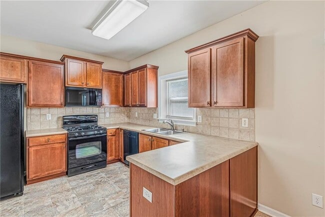 Building Photo - 1807 Preserve Creek Way