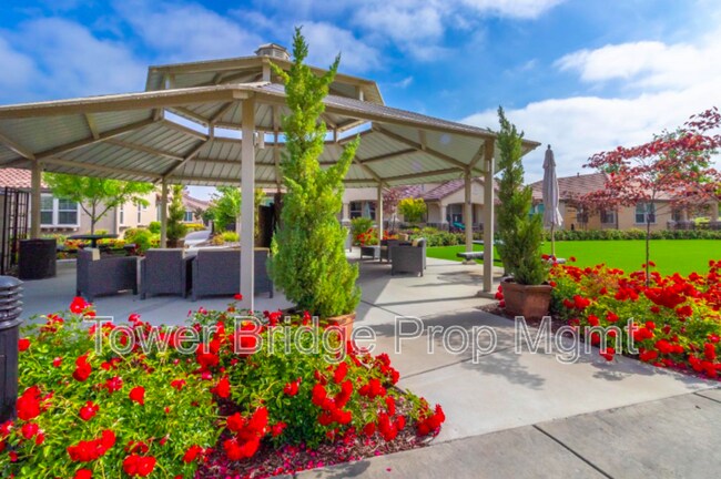 Building Photo - 1457 Marseille Ln