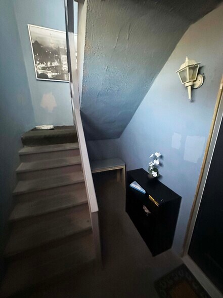 Building Photo - 506 McKellar Cir