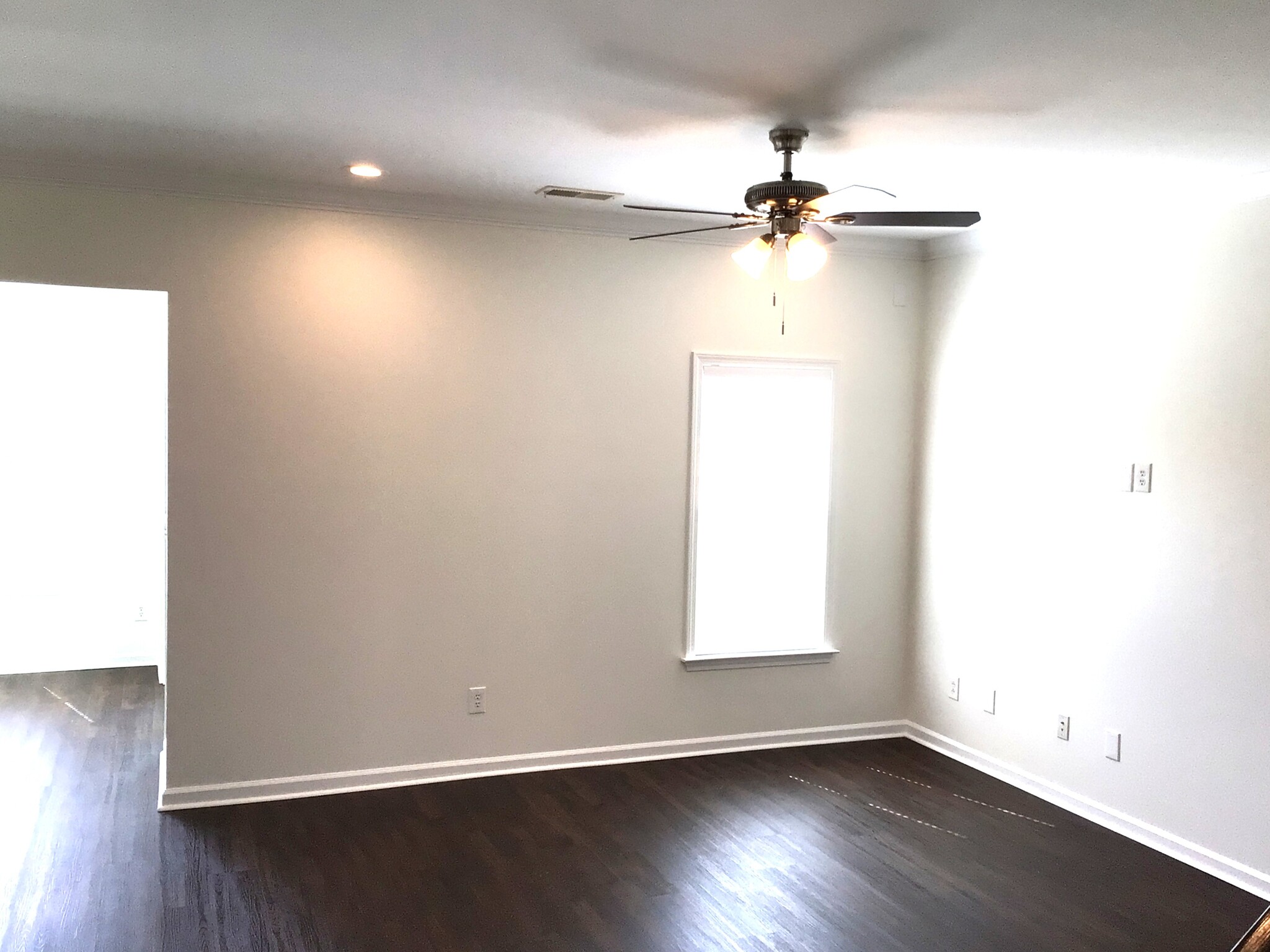 Building Photo - 263 Mayfield Dr