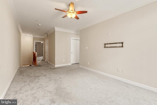 Building Photo - 5718 Callcott Way