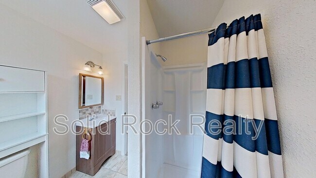 Building Photo - 4443 Berryknoll Dr