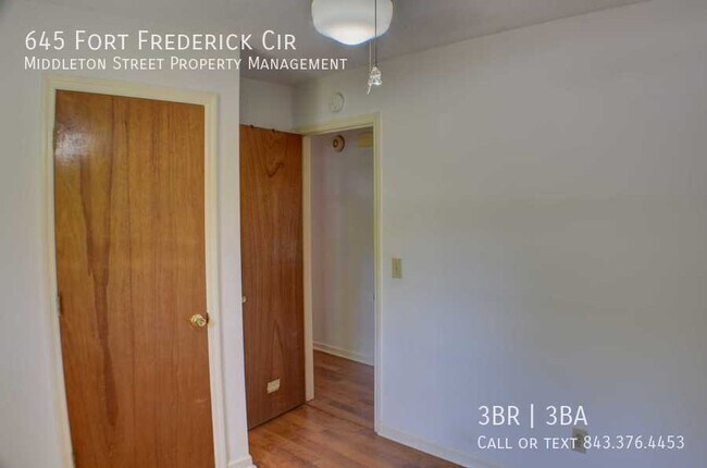 Building Photo - 645 Fort Frederick Cir