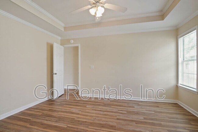 Building Photo - 117 Sunset Ln