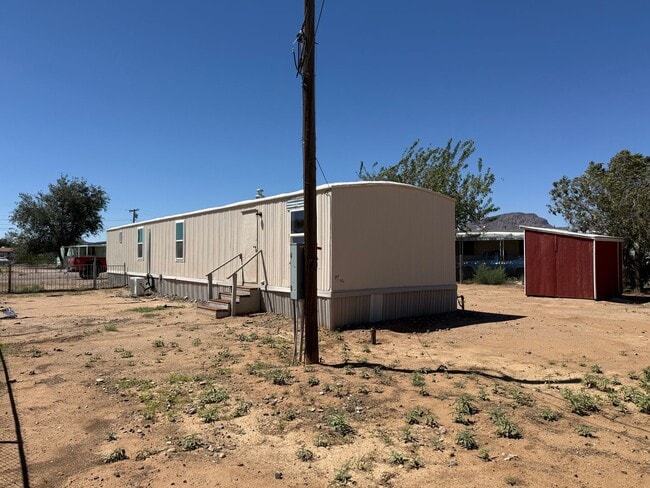 Building Photo - 3 Bedroom 2 Bathroom Mobile Home