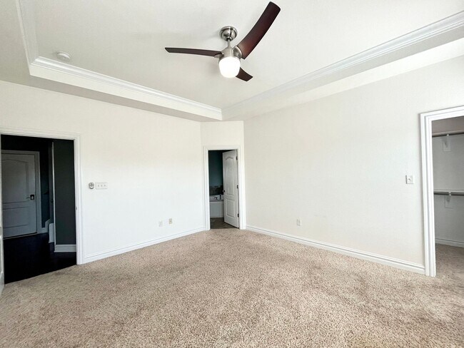 Building Photo - 150 Travis Blvd