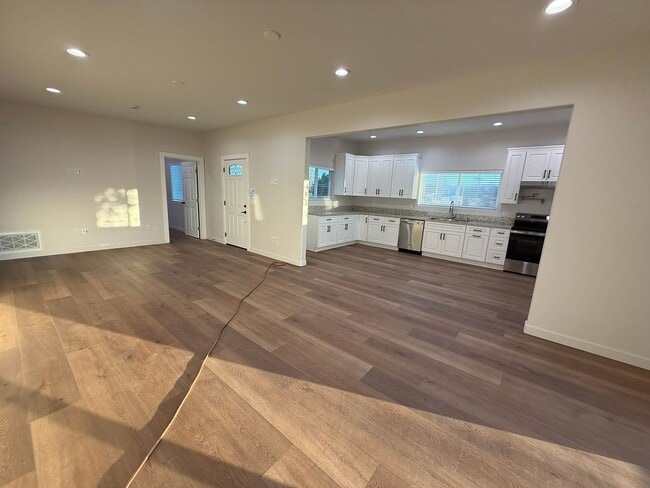 Building Photo - BRAND NEW BUILD 4BR/2.5BA Home in LAKESIDE available FOR RENT w/ RV parking and attached garage!