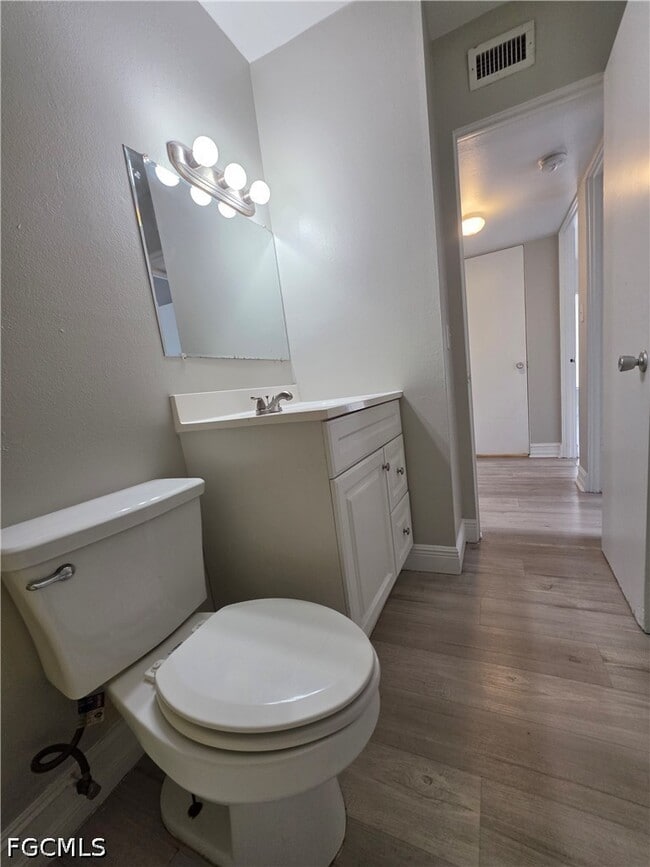 Building Photo - 1830 Maravilla Ave