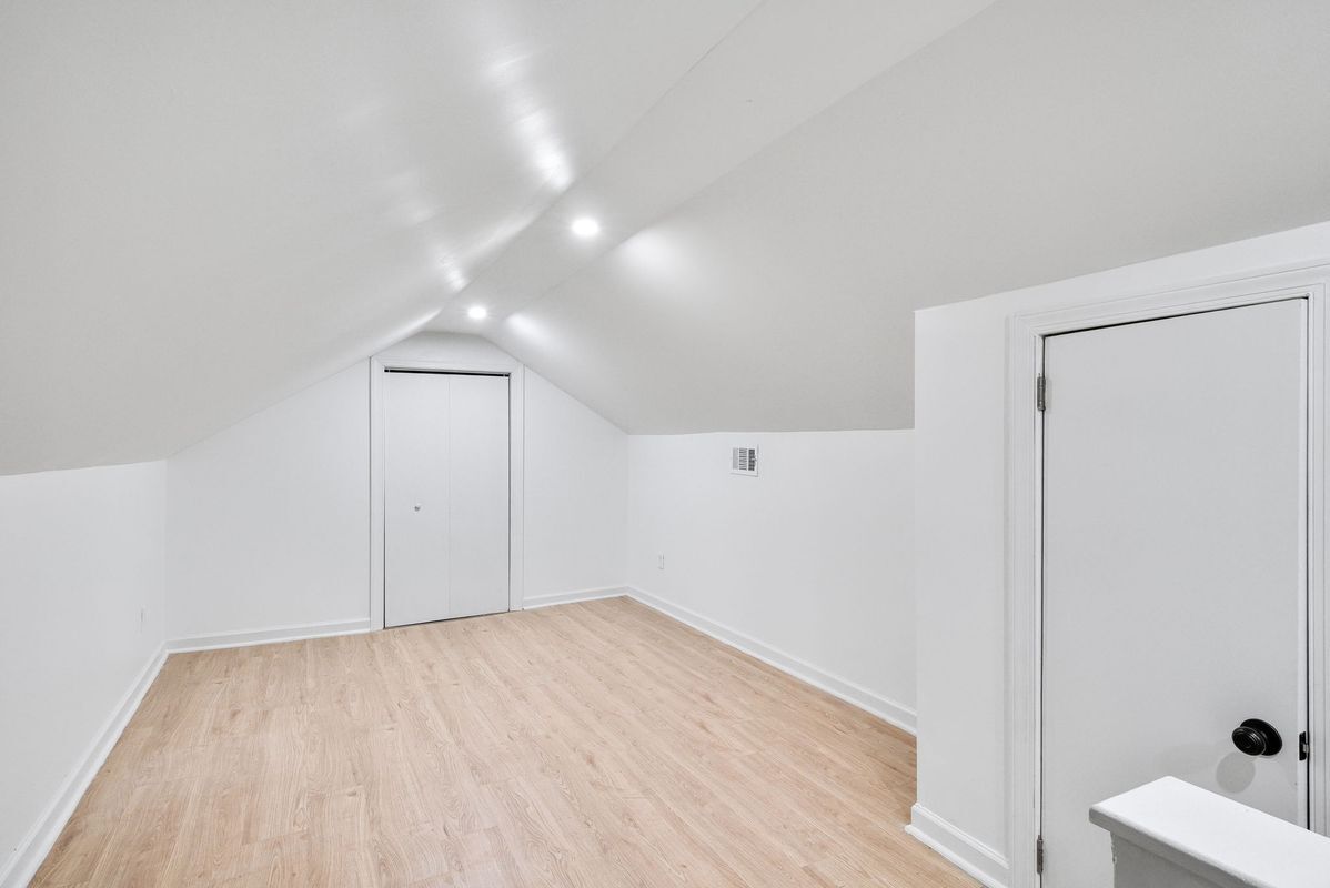 Building Photo - 1967 Browns Mill Rd SE