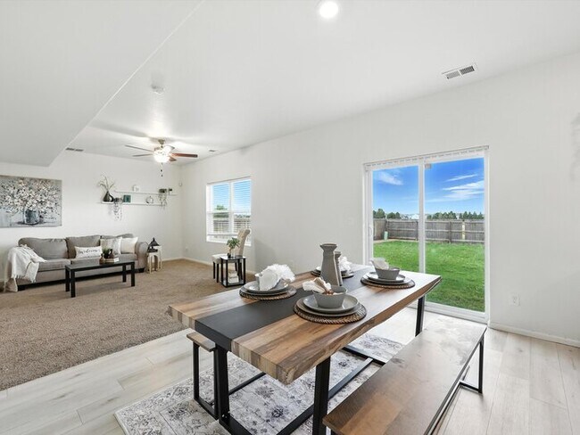 Building Photo - 9723 Borderpine Way