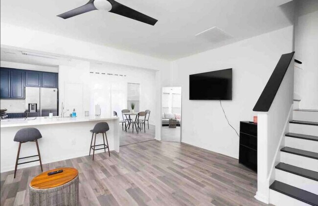 Building Photo - 8106 Fisher Glen Ln