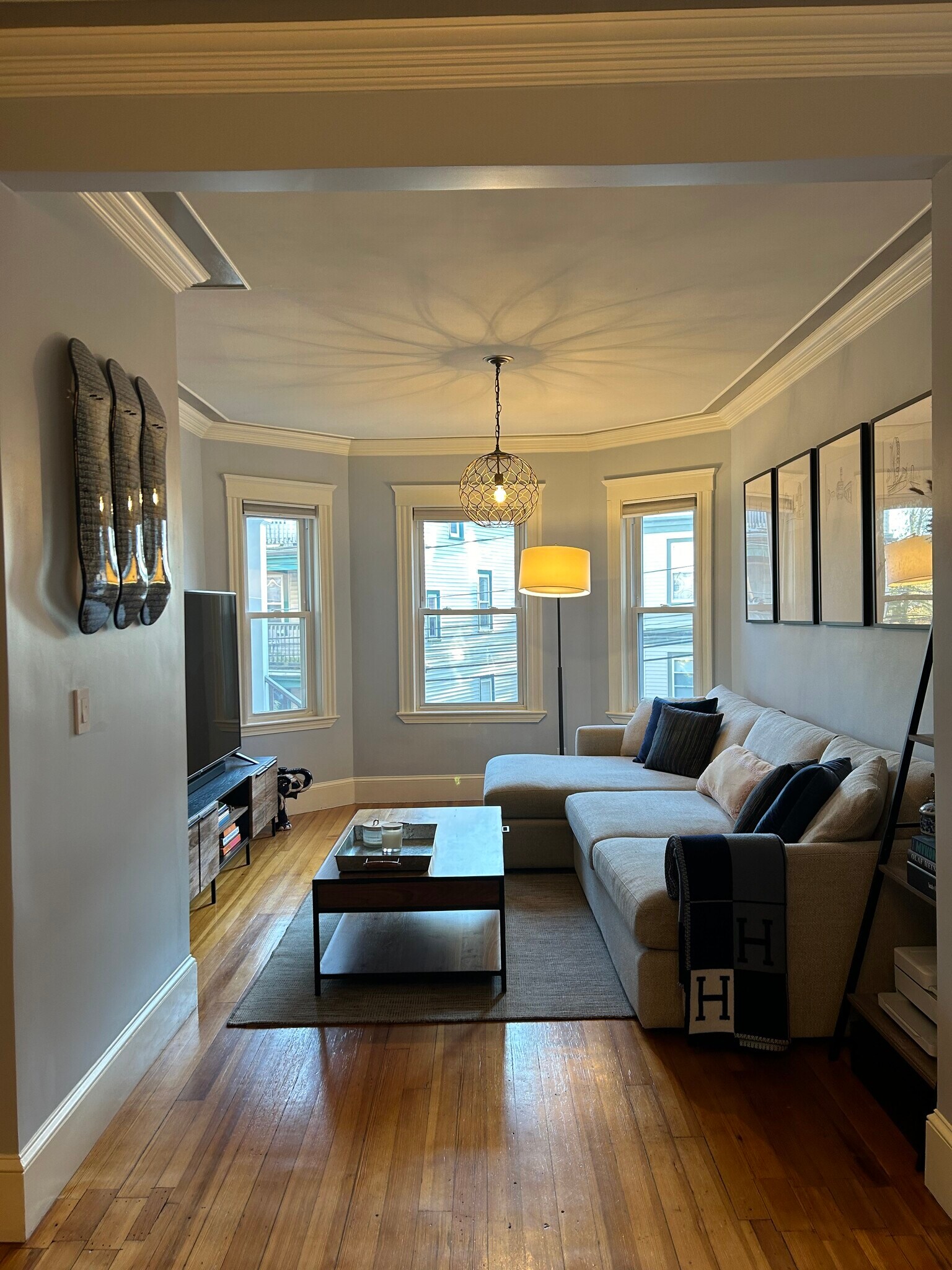 Building Photo - 63 Downer Ave