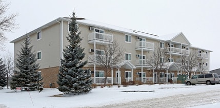 Building Photo - Golden Valley
