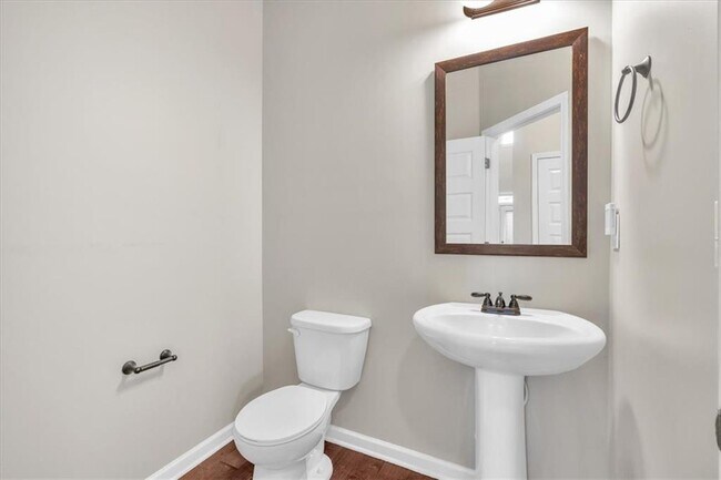 Building Photo - 845 Nevis Way