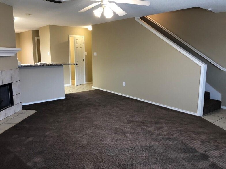 Living room - 2334 78th St