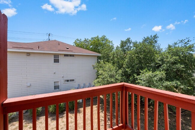 Building Photo - 3301 El Salido Pkwy