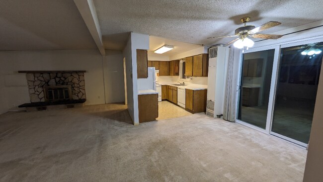 Building Photo - 807 E F St