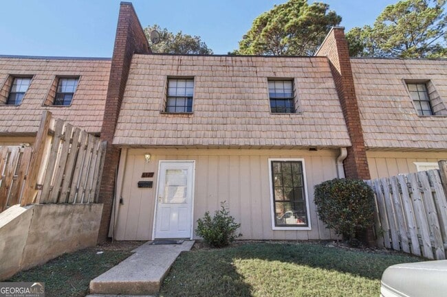 Building Photo - 6429 Woodstone Way