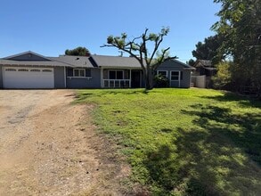 Building Photo - 2251 Indian Horse Dr