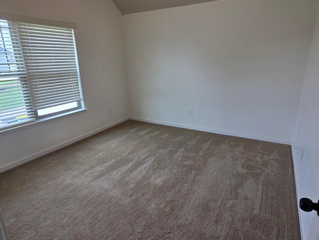 Building Photo - 4416 Grove Landing Dr