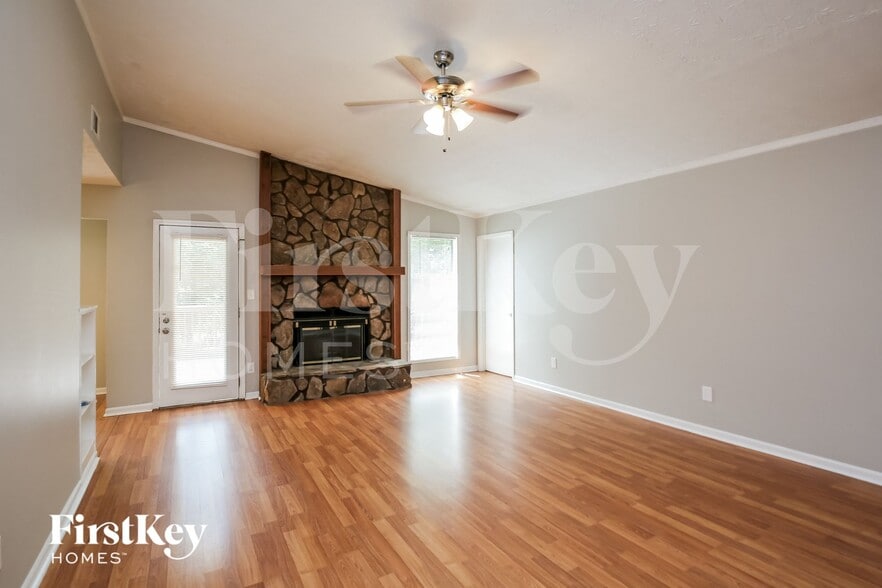 Building Photo - 5301 W Jones Bridge Rd