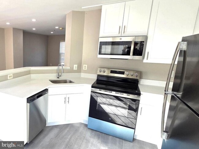 Building Photo - 13804 Churchville Dr