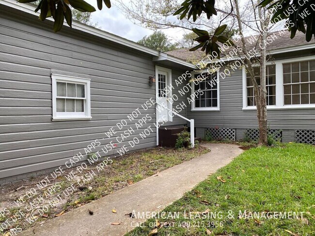 Building Photo - 203 Lee Ln