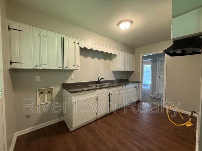Building Photo - 3476 Mountain Terrace St