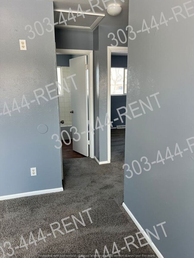 Building Photo - Great Westminster Location - 2 Bedrooms, 1 Bath with Bonus Square Footage in the Basement!