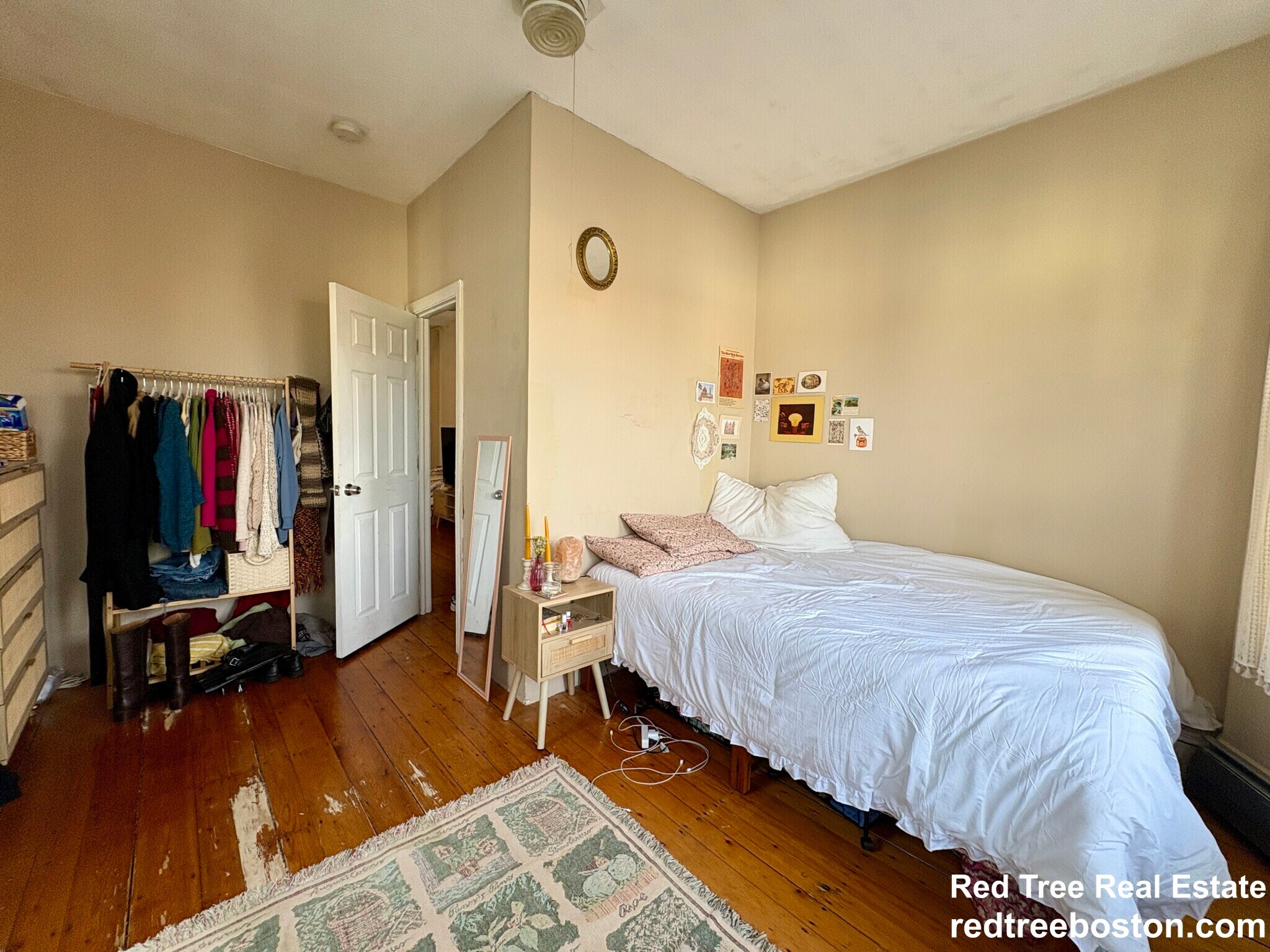 Building Photo - 72 Hillside St