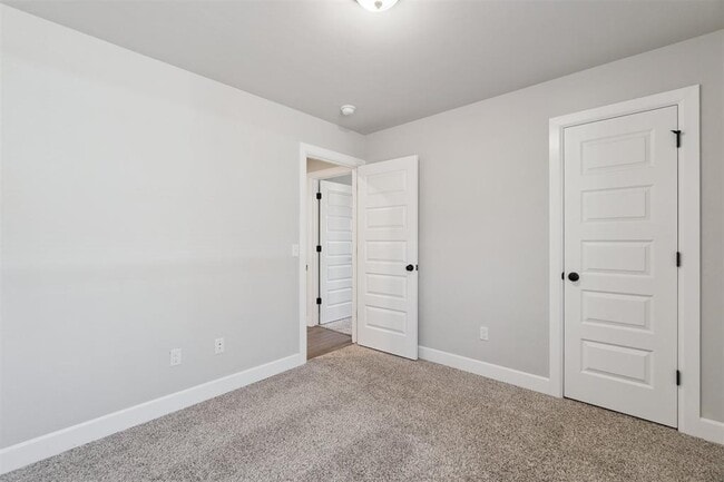 Building Photo - 19701 Brookville Dr