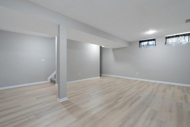 Building Photo - 6251 Tara Hill Dr
