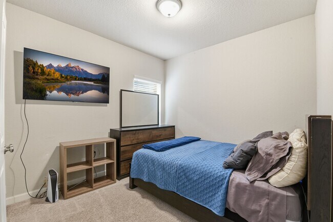 Building Photo - 3410 Shockley Ln