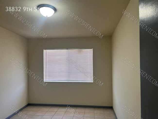Building Photo - 38832 9th St E